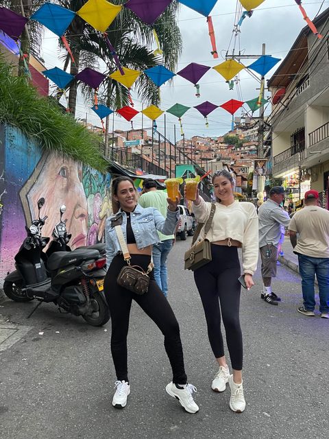 Tour por la Comuna 13 con cócteles